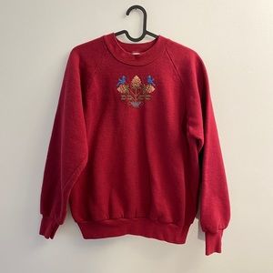 Vintage Crew Neck with Embroidery
